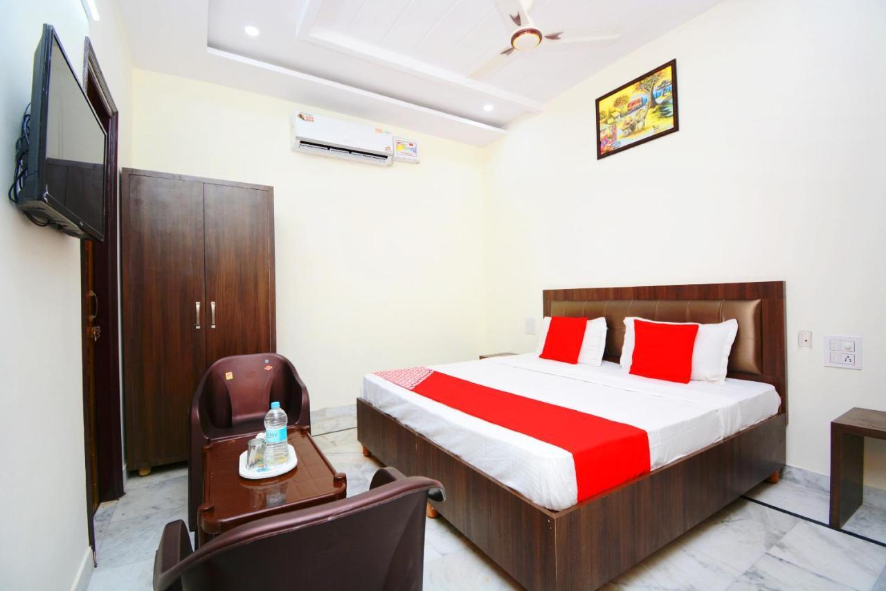 Oyo Flagship 38787 Hotel Red Rose Bathinda Exterior photo