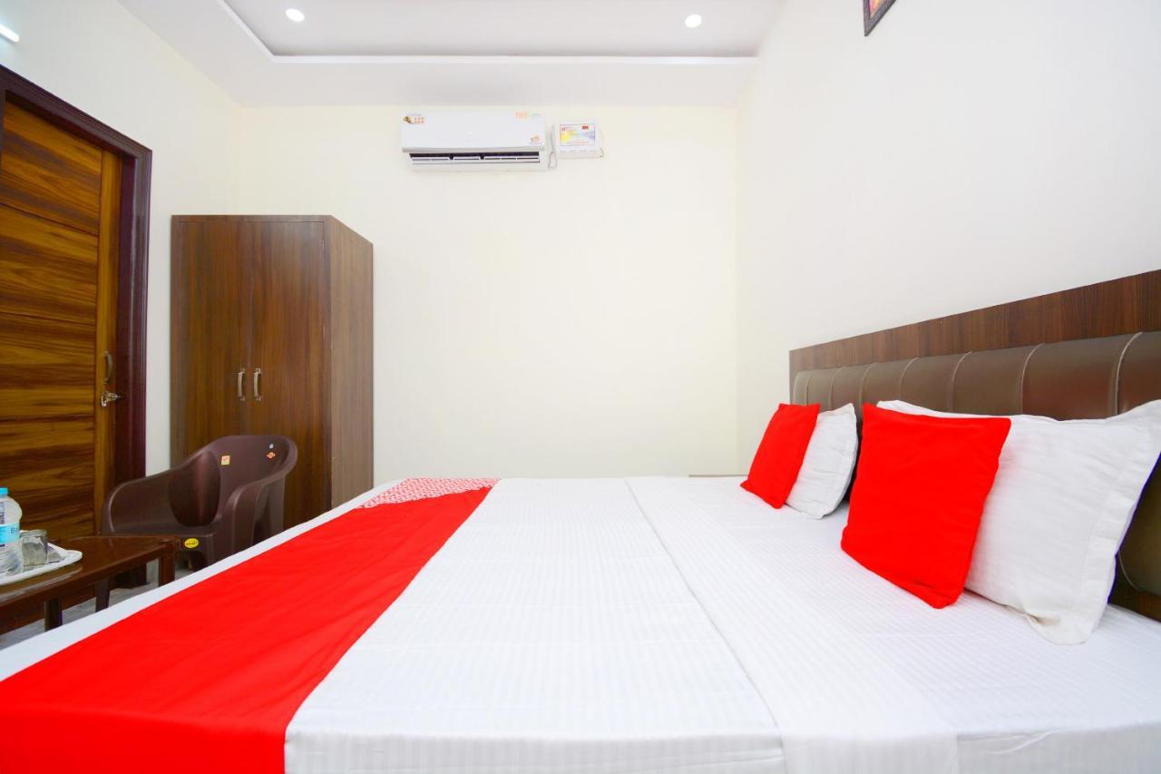 Oyo Flagship 38787 Hotel Red Rose Bathinda Exterior photo