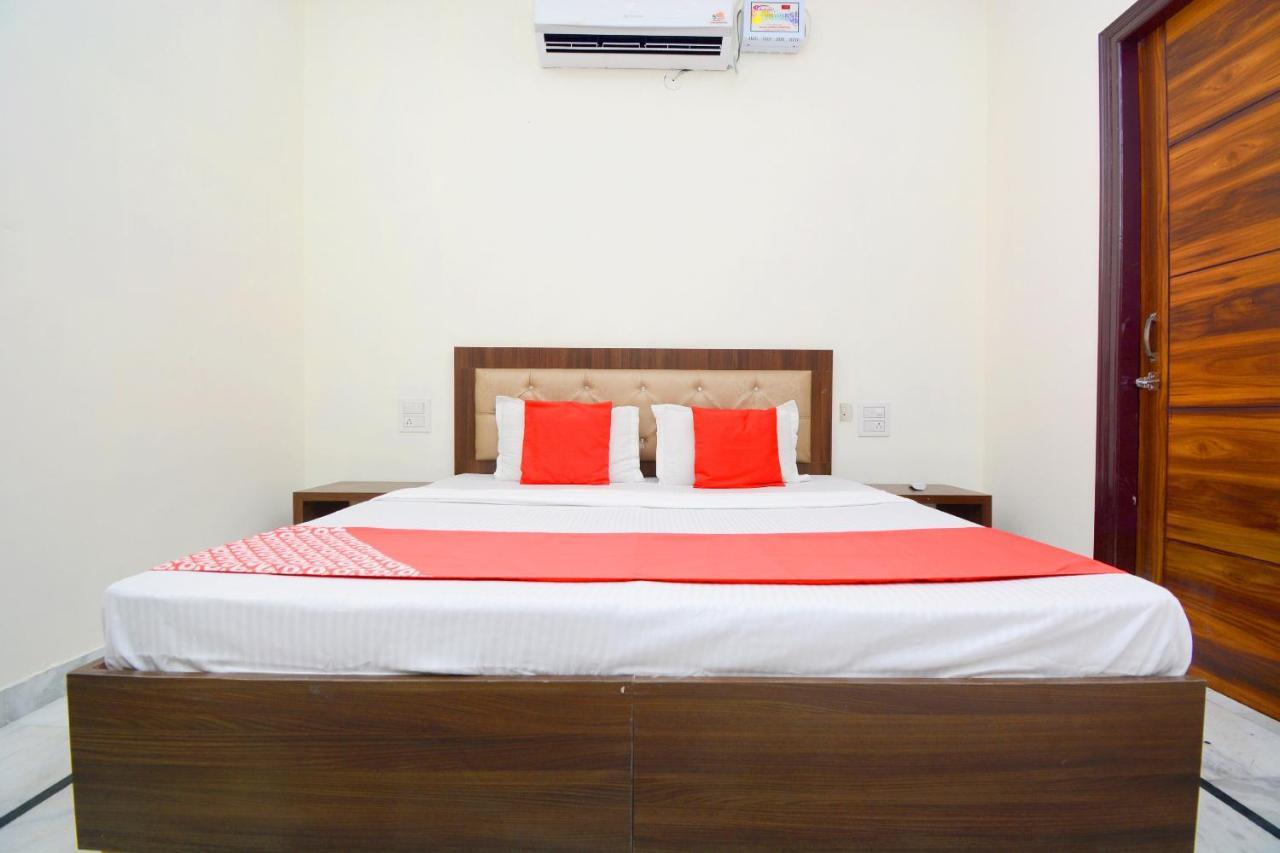 Oyo Flagship 38787 Hotel Red Rose Bathinda Exterior photo